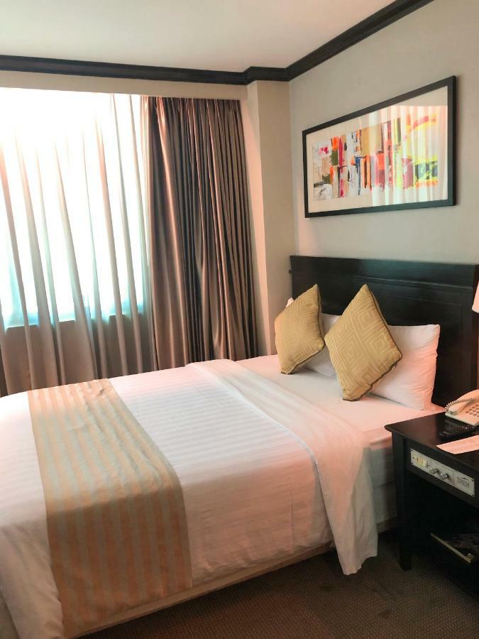 Tower Inn Makati Business Hotel Makati City Zewnętrze zdjęcie